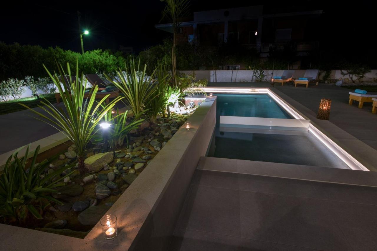 Appartamento Eleanthi Modern Living Galatás Esterno foto